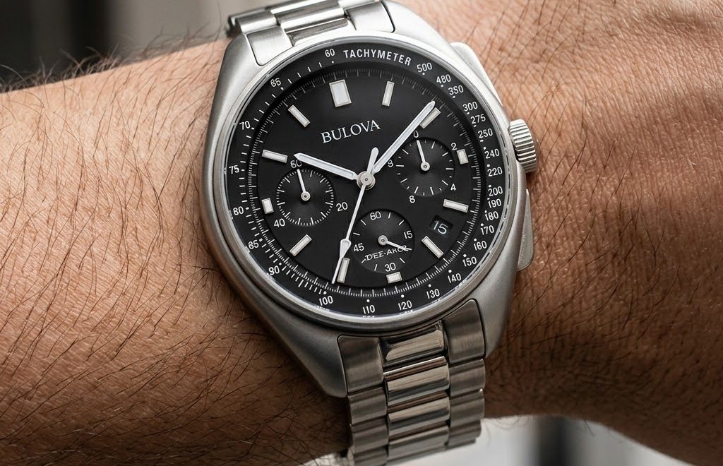 Rel&oacute;gio Bulova Lunar Pilot no pulso com estilo marcante